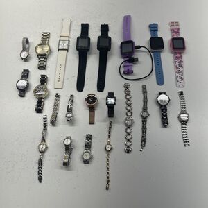 Bundle Of 21 Untested Watches - Mix Of Vintage And Smart Watches